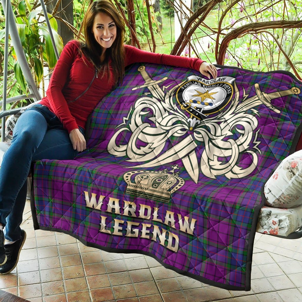 Wardlaw Modern Tartan Crest Legend Gold Royal Premium Quilt