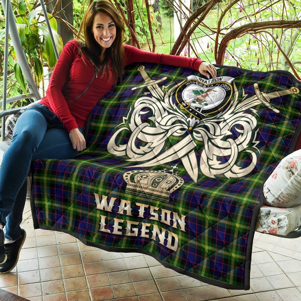 Watson Modern Tartan Crest Legend Gold Royal Premium Quilt