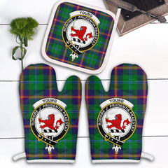 Young Modern Tartan Crest Oven Mitt And Pot Holder (2 Oven Mitts + 1 Pot Holder)