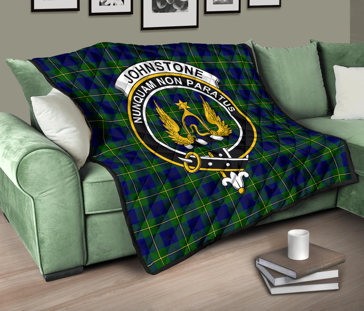 Johnstone Modern Tartan Crest Quilt - SP