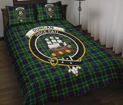 Duncan Modern Tartan Crest Quilt Bed Set