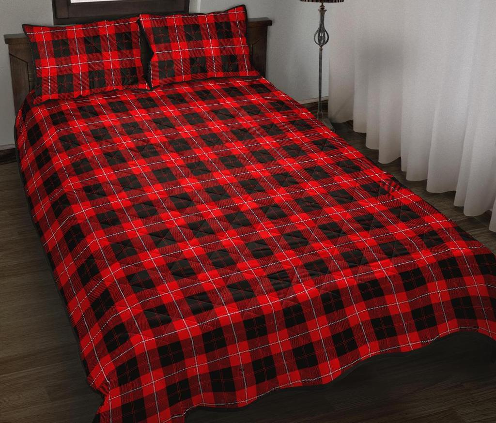 Cunningham Modern Tartan Quilt Bed Set