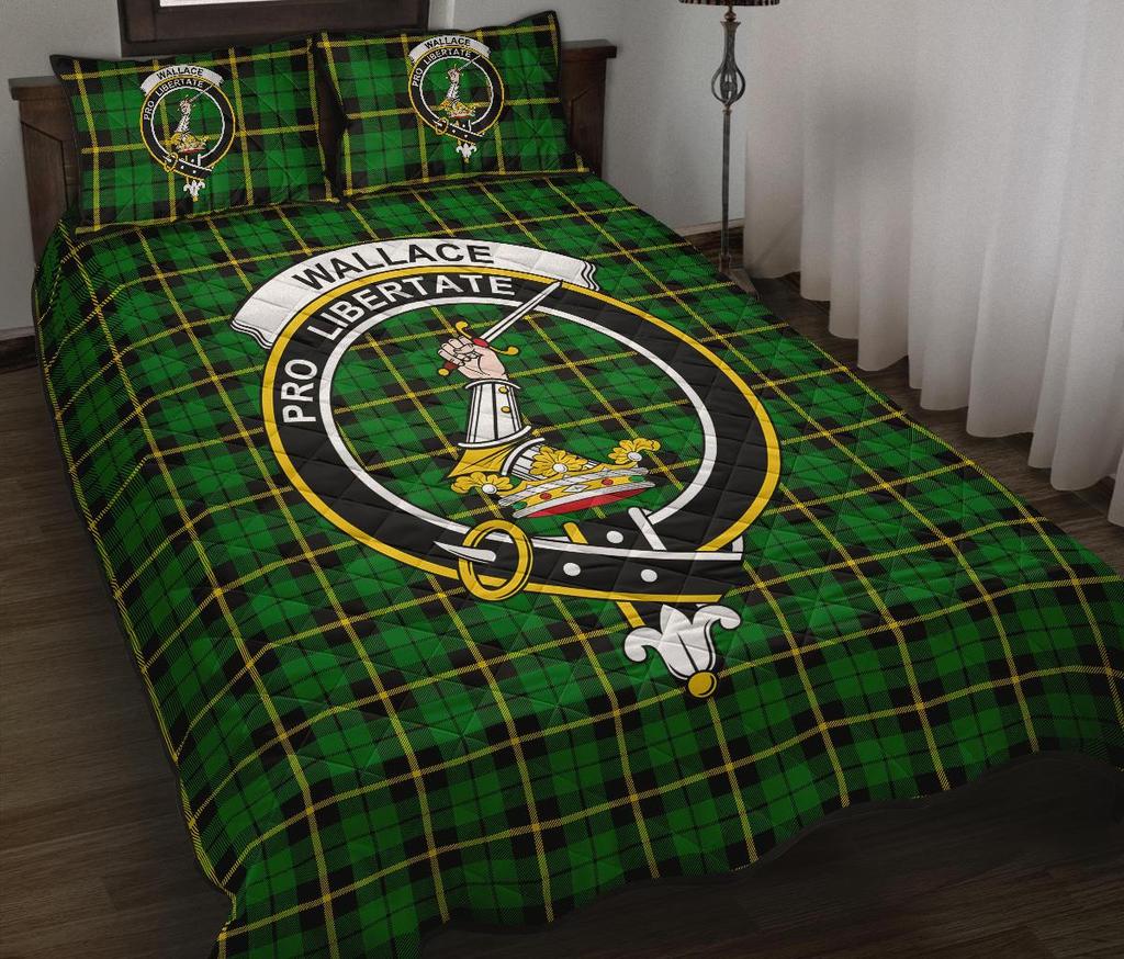 Wallace Hunting Green Tartan Crest Quilt Bed Set