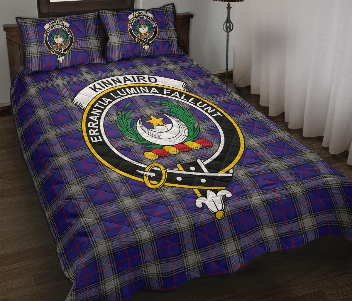 Kinnaird Tartan Crest Quilt Bed Set