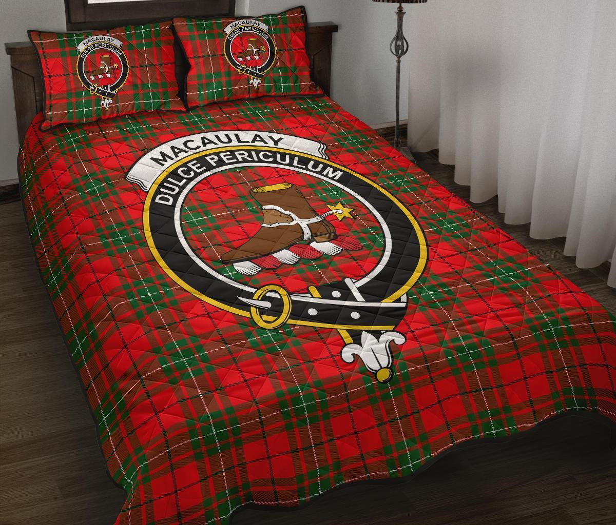 MacAulay Modern Tartan Crest Quilt Bed Set