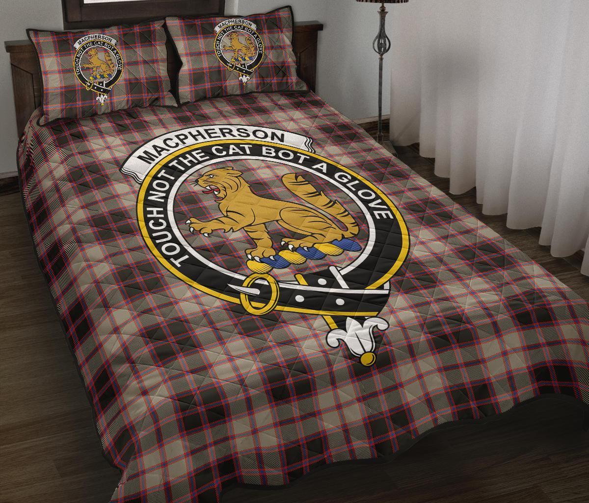 MacPherson Hunting Ancient Tartan Crest Quilt Bed Set