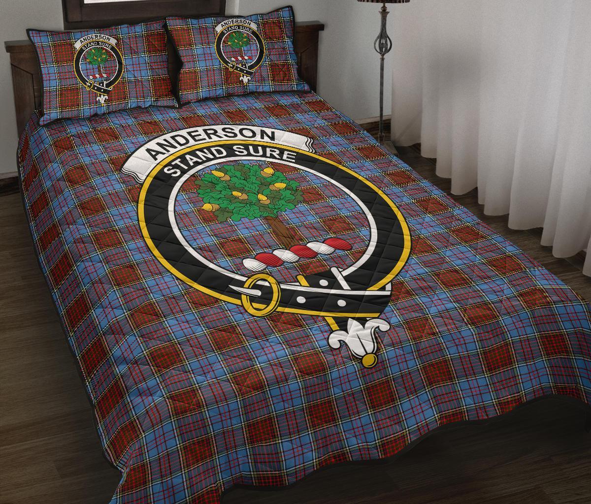 Anderson Modern Tartan Crest Quilt Bed Set