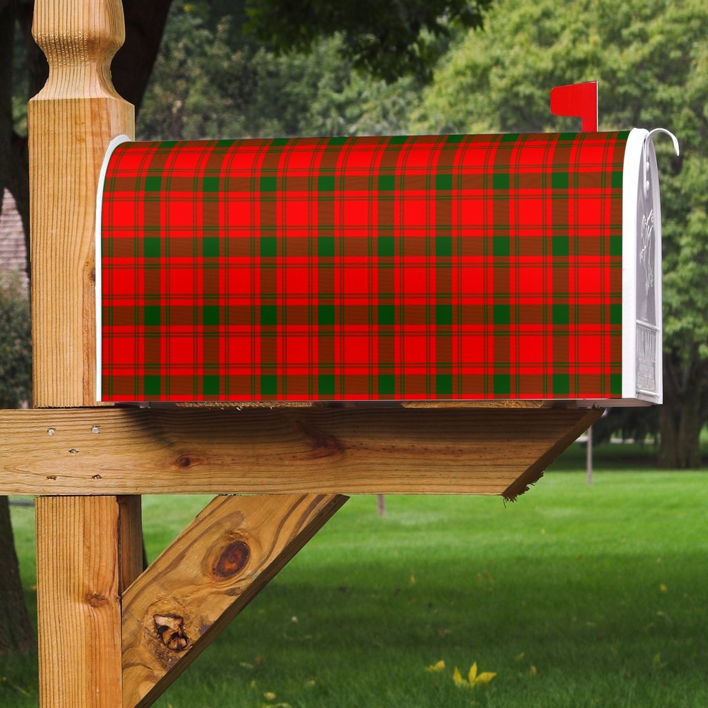 MacQuarrie Modern Tartan Mailbox