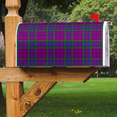 Wardlaw Modern Tartan Crest Mailbox