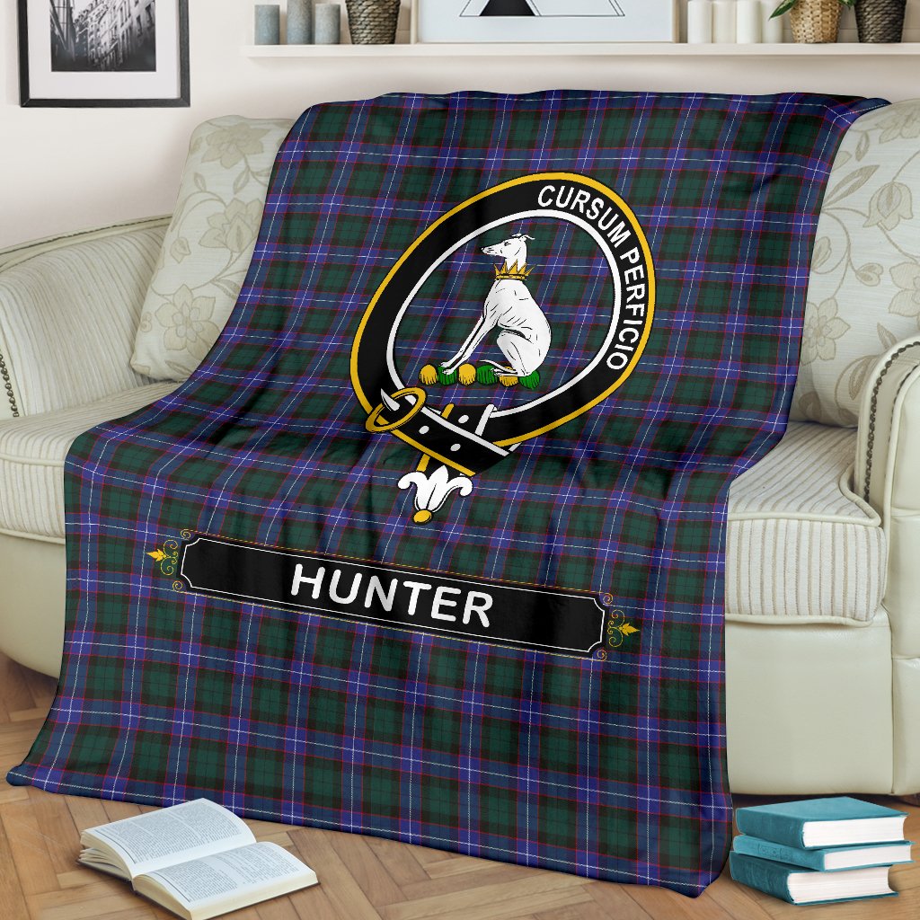 Hunter Tartan Crest Blanket - 3 Sizes