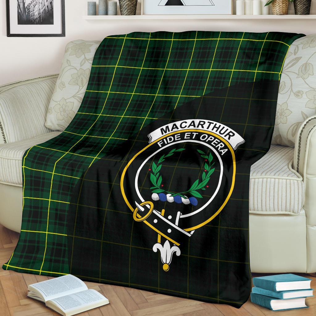 MacArthur Modern Tartan Crest Blanket Wave Style