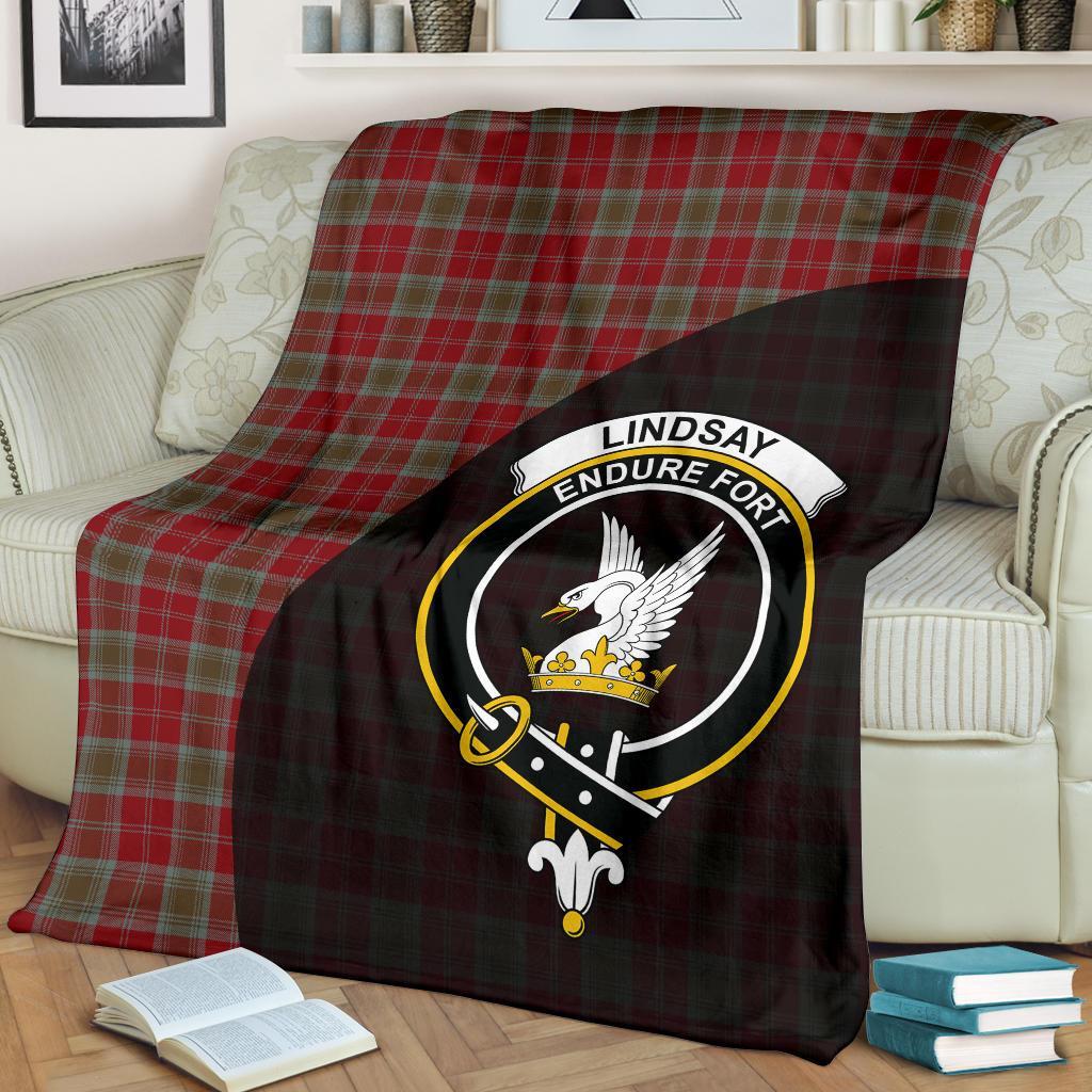 Lindsay Weathered Tartan Crest Blanket Wave Style