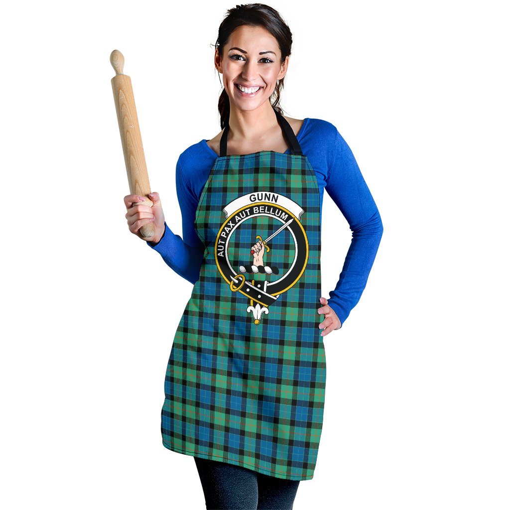 Gunn Ancient Tartan Crest Apron