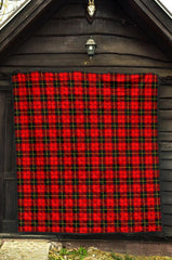 Wallace Hunting - Red Tartan Quilt