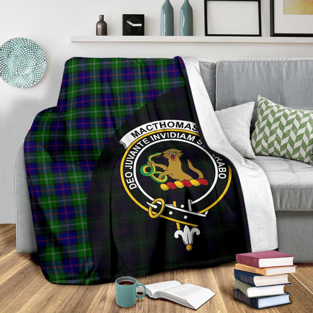 MacThomas Modern Tartan Crest Blanket Wave Style