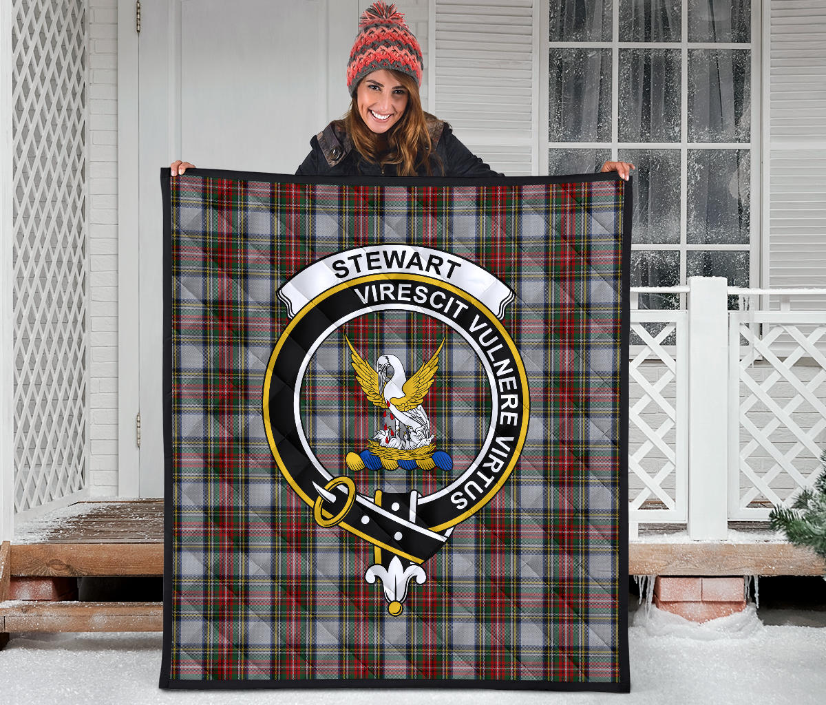 Stewart Dress Tartan Crest Quilt - SP
