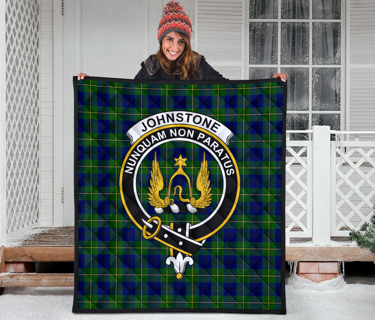 Johnstone Modern Tartan Crest Quilt - SP