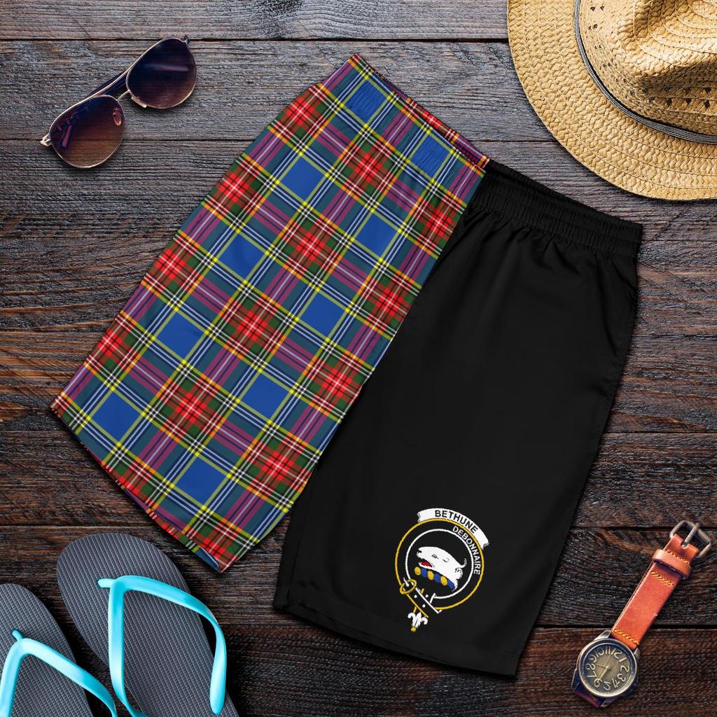 Bethune Family Tartan Crest Men's Short