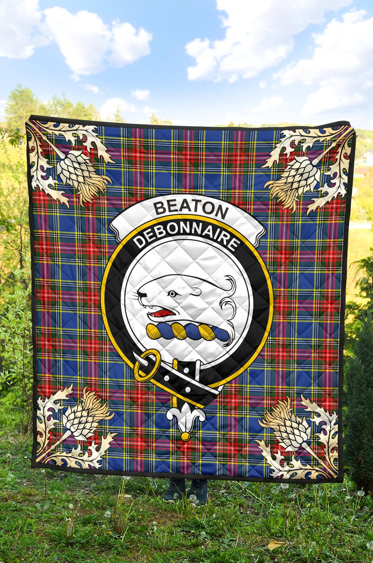 Beaton Tartan Crest Premium Quilt - Gold Thistle Style SP