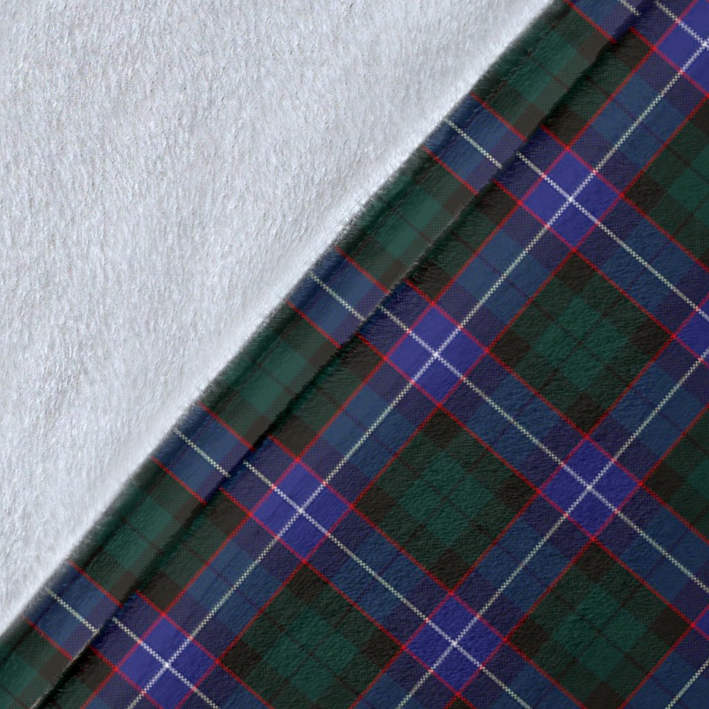 Hunter Tartan Crest Blanket - 3 Sizes