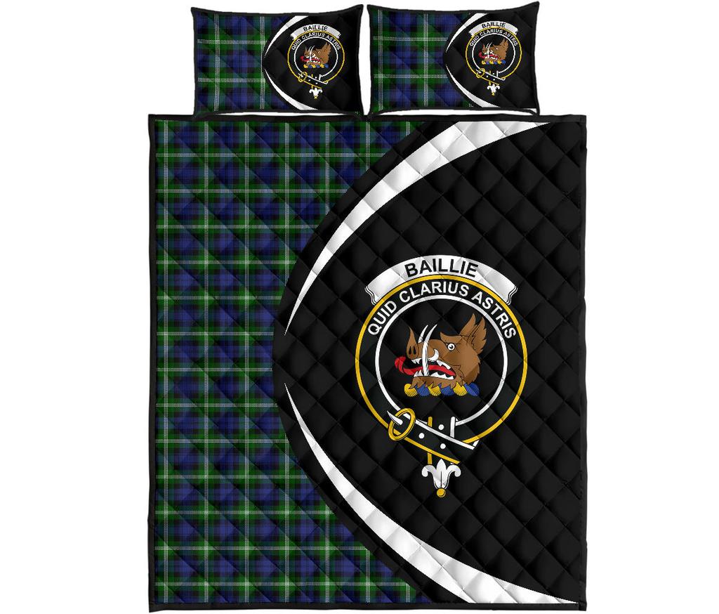 Baillie Modern Tartan Crest Circle Style Quilt Bed Set