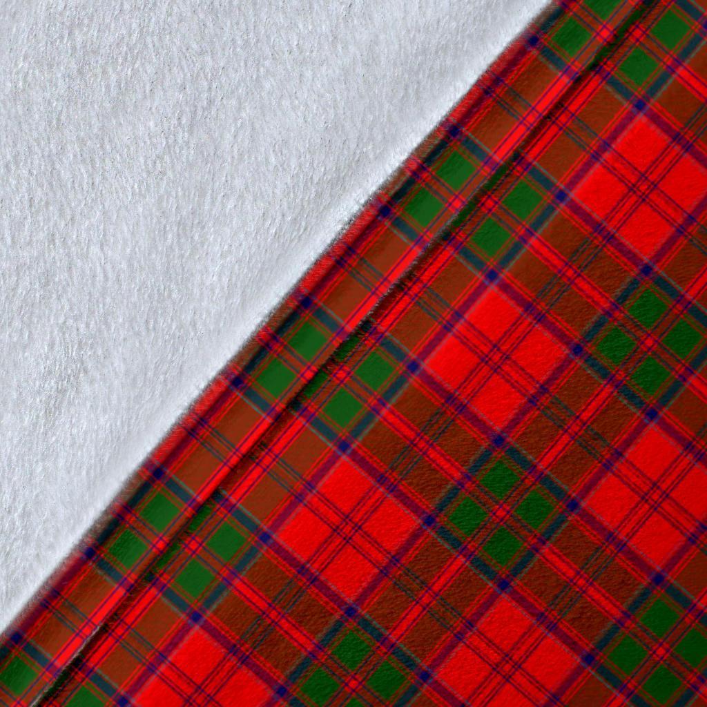 Grant Modern Tartan Crest Blanket Wave Style