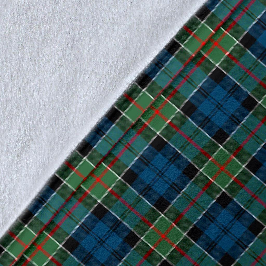 Colquhoun Ancient Tartan Crest Blanket Wave Style