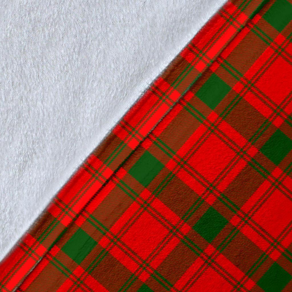 MacQuarrie Modern Tartan Crest Blanket Wave Style