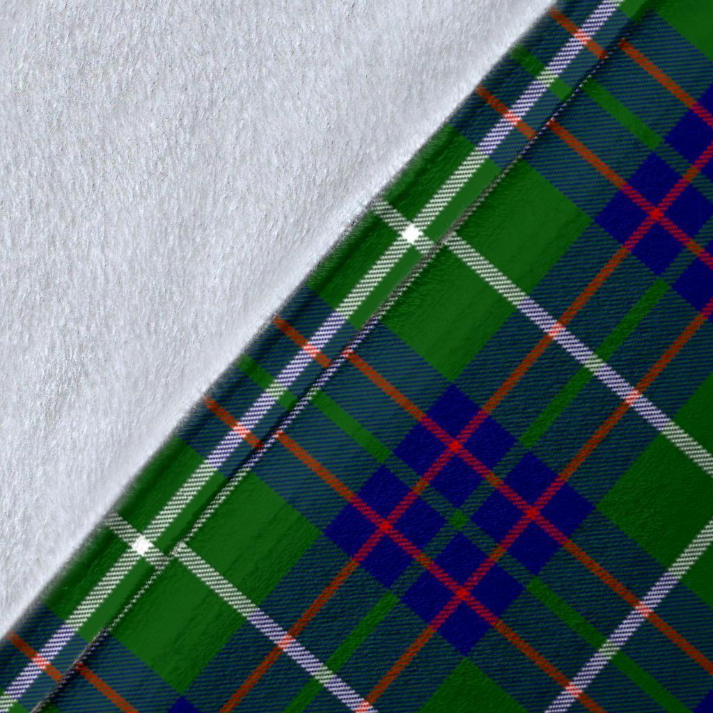 MacIntyre Hunting Modern Tartan Crest Blanket Wave Style