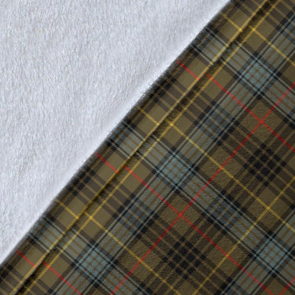 Stewart Hunting Weathered Tartan Crest Blanket Wave Style