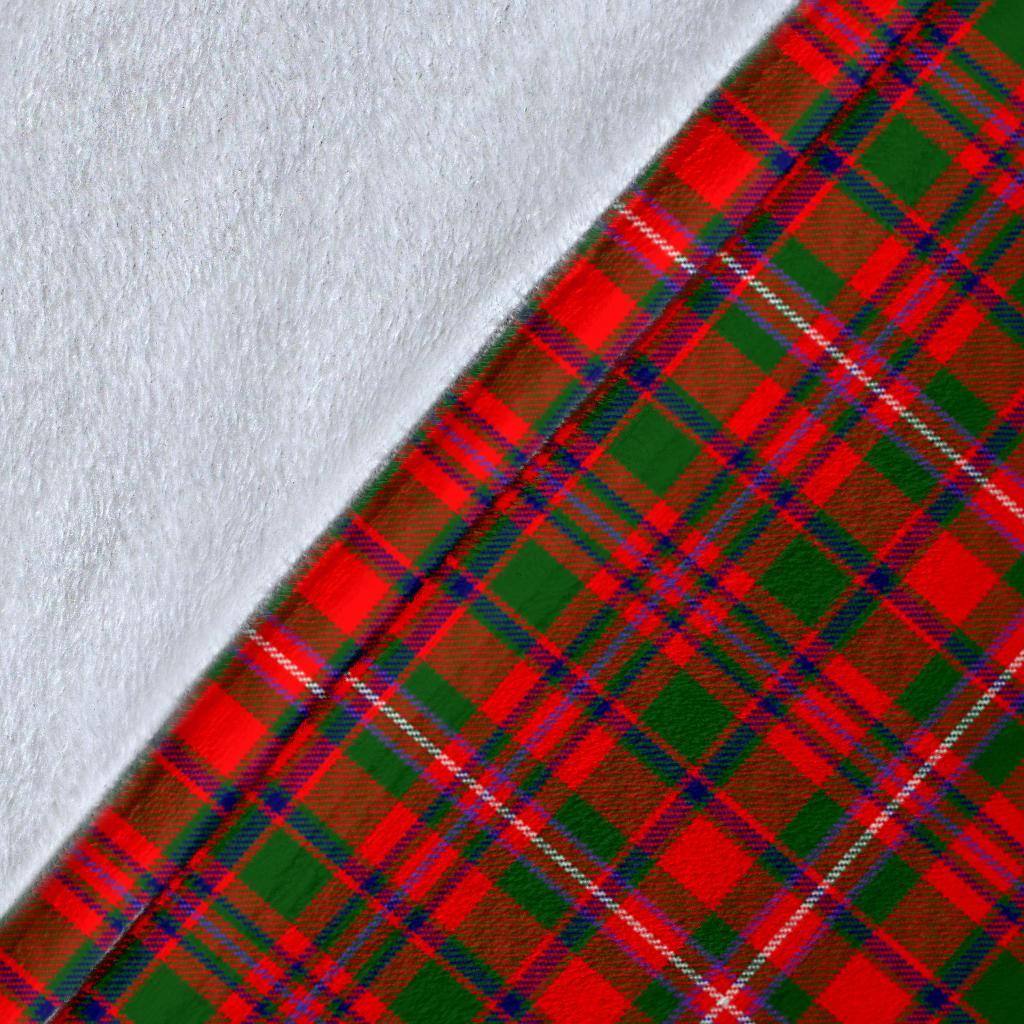 MacKinnon Modern Tartan Crest Blanket Wave Style