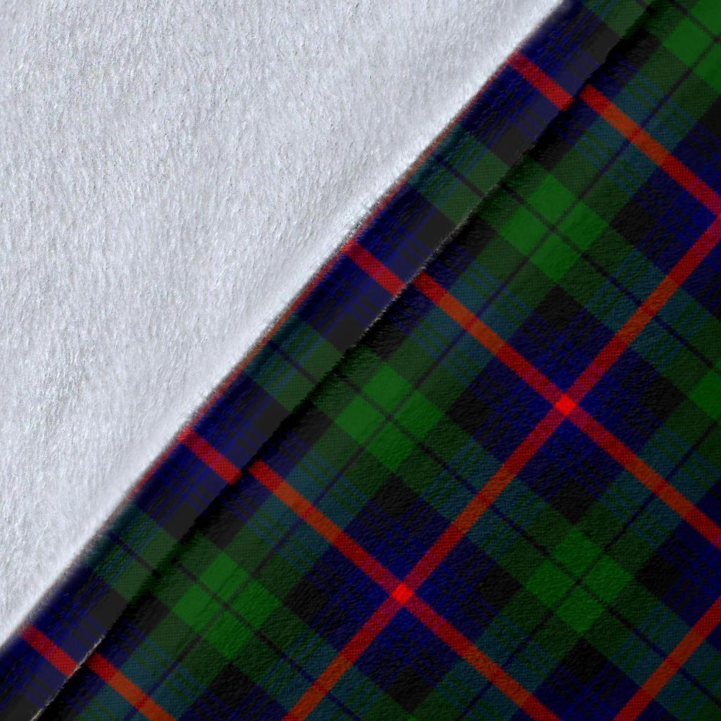 Urquhart Modern Tartan Crest Blanket Wave Style