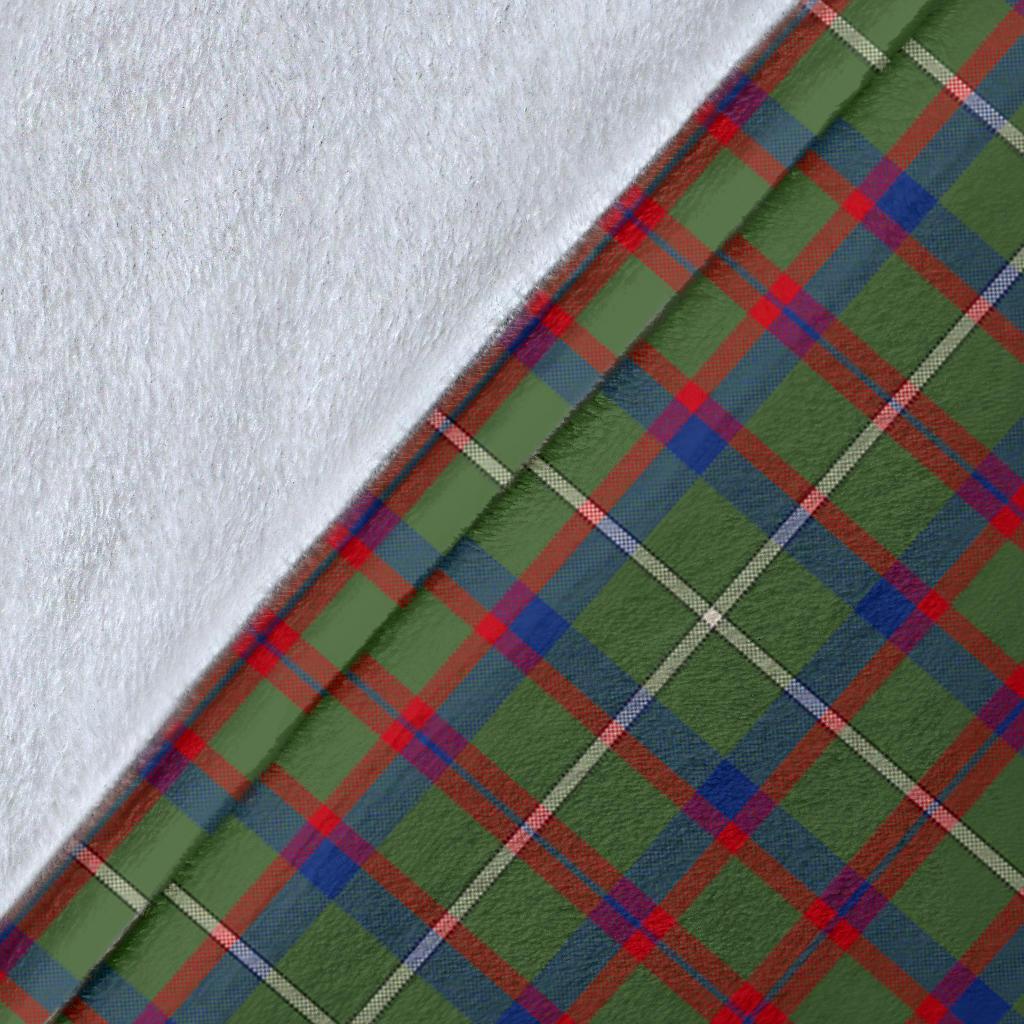 Shaw Green Modern Tartan Crest Blanket Wave Style