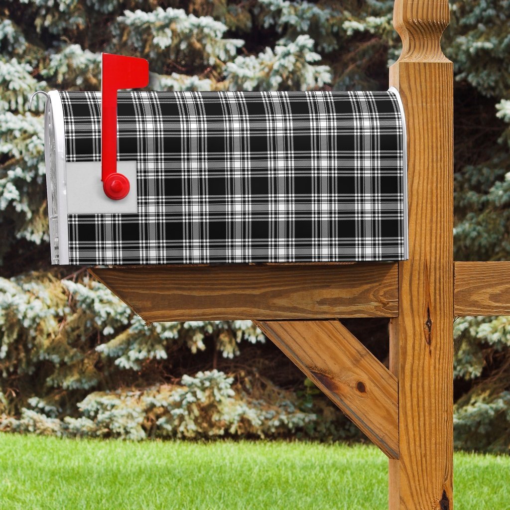 Menzies Black & White Modern Tartan Mailbox