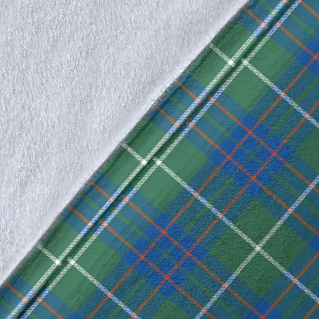 MacIntyre Hunting Ancient Tartan Crest Blanket Wave Style