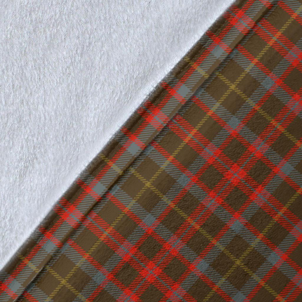 MacKintosh Hunting Weathered Tartan Crest Blanket Wave Style