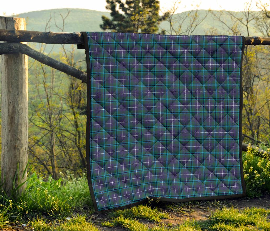 Douglas Modern Tartan Quilt