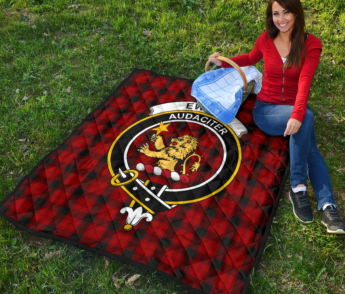 Ewing Tartan Crest Quilt - SP