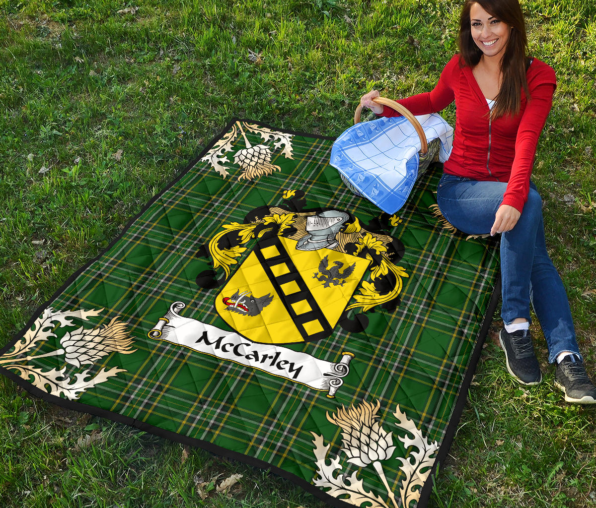 McCarley Tartan Crest Premium Quilt - Gold Thistle Style SP