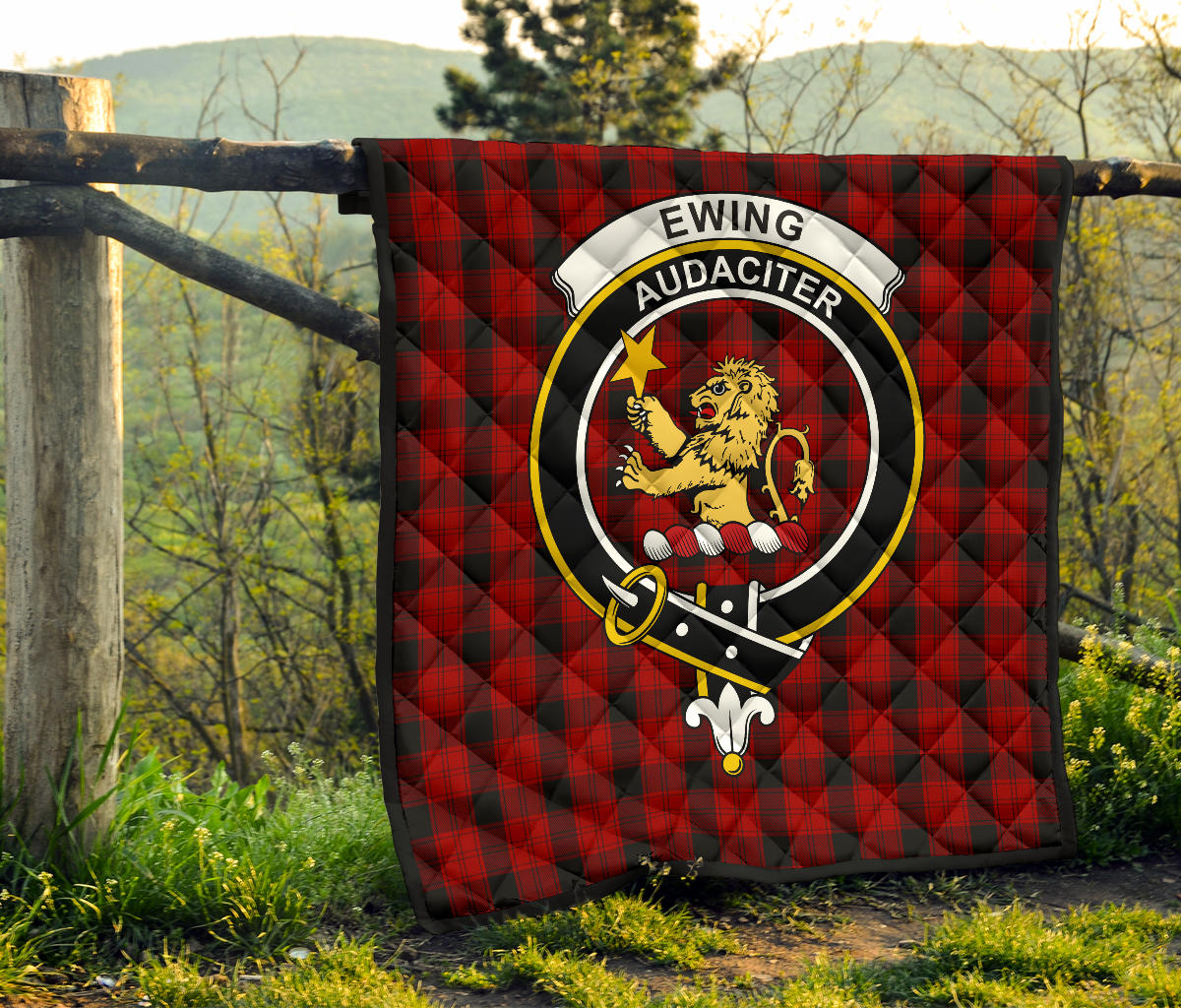 Ewing Tartan Crest Quilt - SP