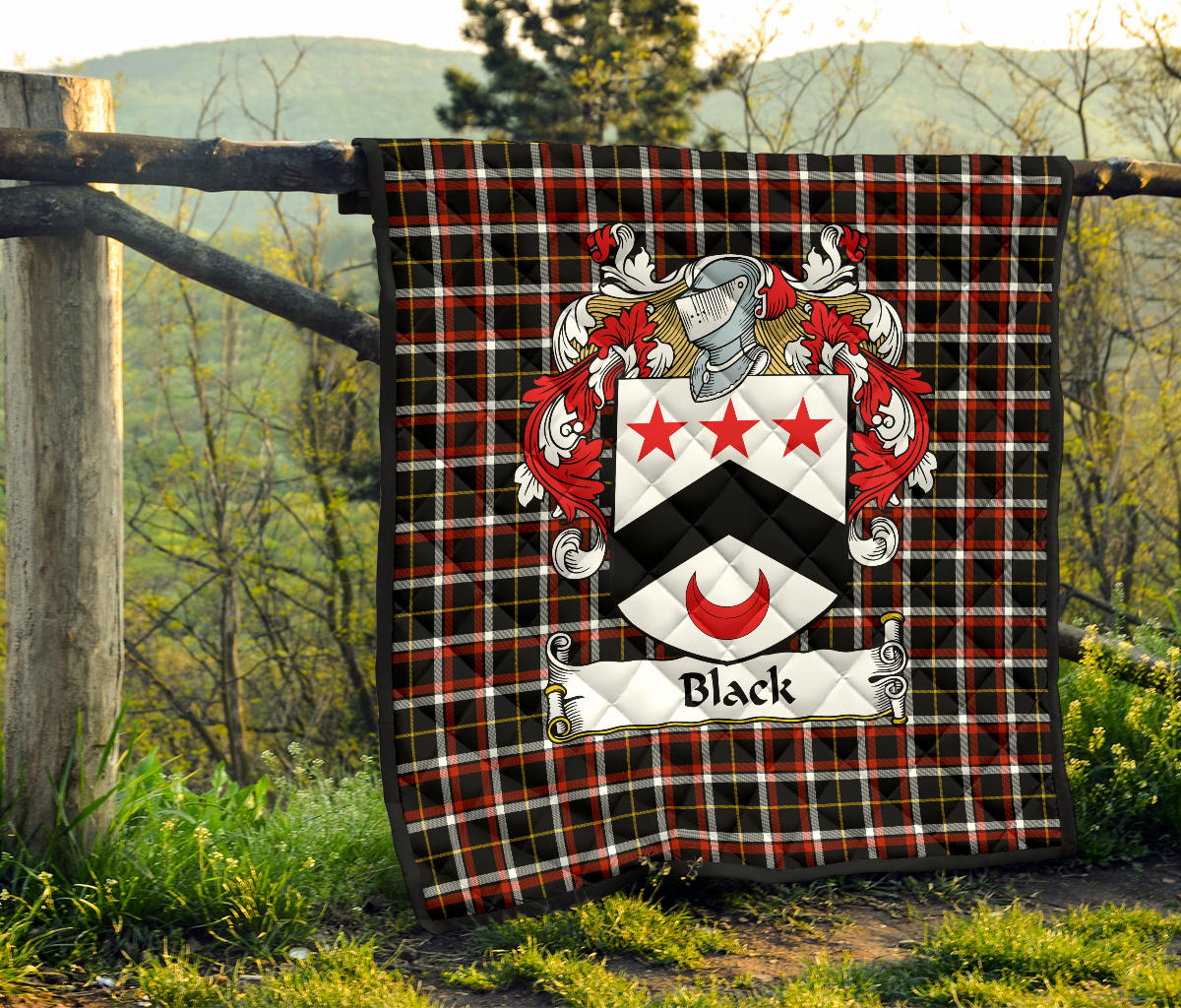 Black Tartan Crest Quilt - SP