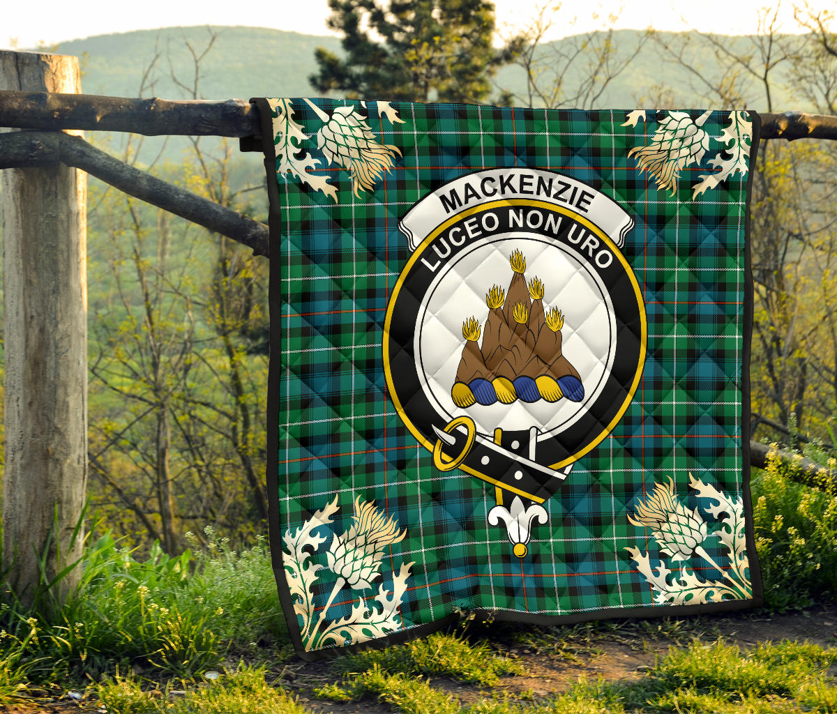 MacKenzie Ancient Tartan Crest Premium Quilt - Gold Thistle Style SP