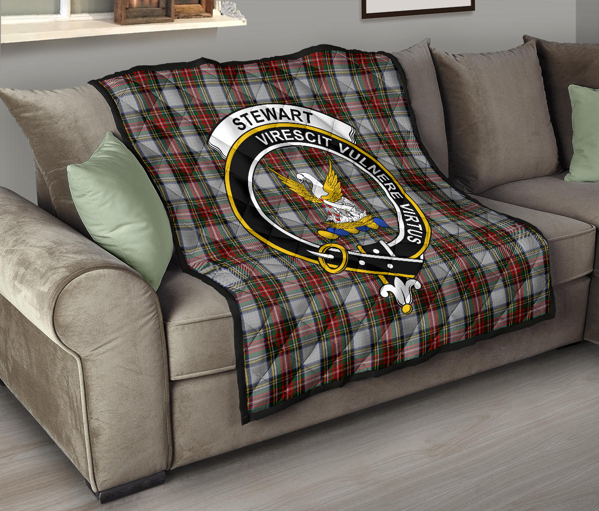 Stewart Dress Tartan Crest Quilt - SP