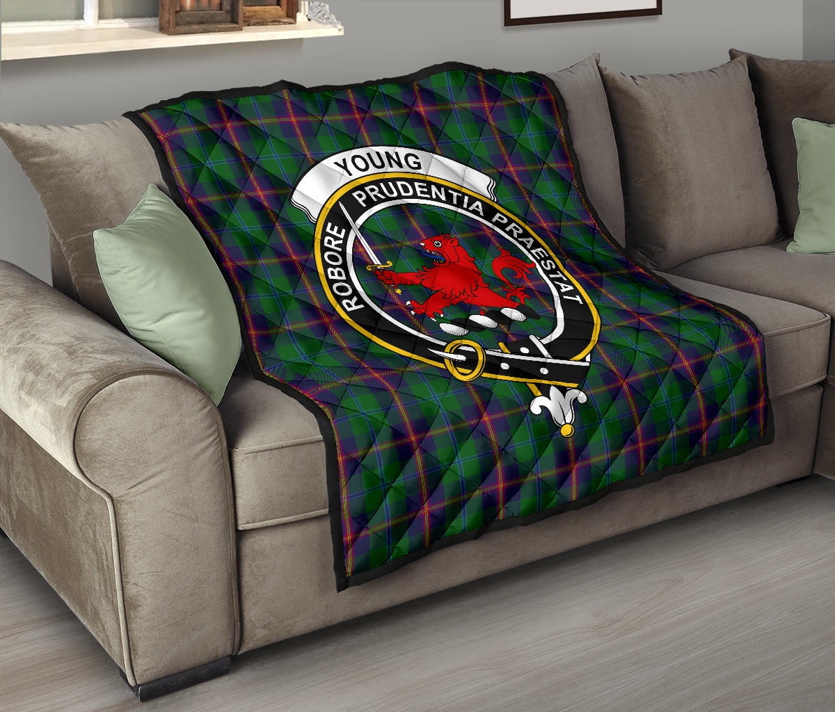 Young Tartan Crest Quilt - SP